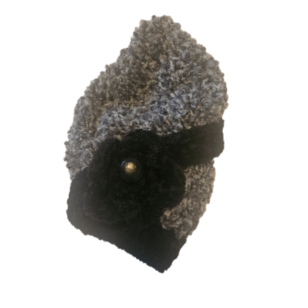 Handmade Hat - Picture 4 of 7